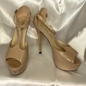 Marc Defang 5.5” heels size 9
